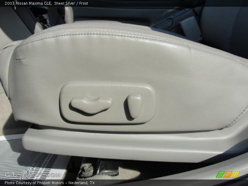 Sheer Silver / Frost 2003 Nissan Maxima GLE