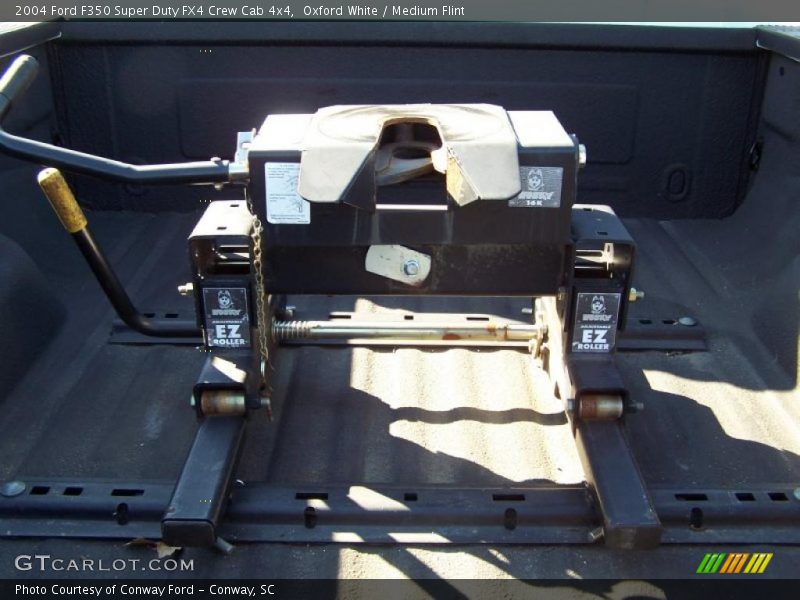 Oxford White / Medium Flint 2004 Ford F350 Super Duty FX4 Crew Cab 4x4