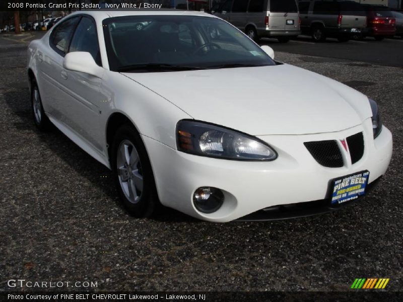 Ivory White / Ebony 2008 Pontiac Grand Prix Sedan