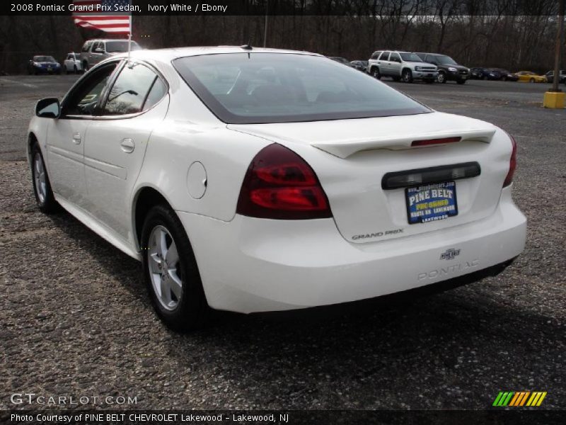 Ivory White / Ebony 2008 Pontiac Grand Prix Sedan