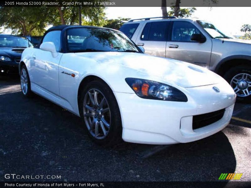 Grand Prix White / Tan/Black 2005 Honda S2000 Roadster