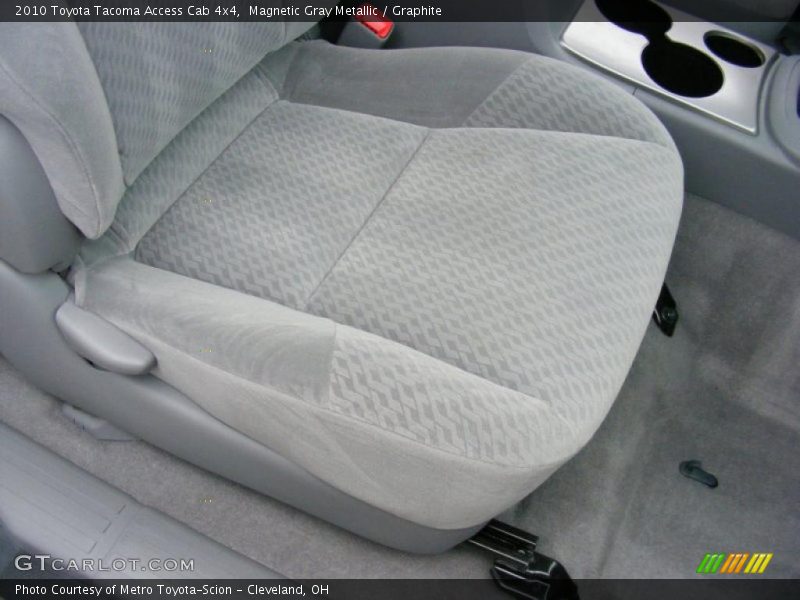Magnetic Gray Metallic / Graphite 2010 Toyota Tacoma Access Cab 4x4