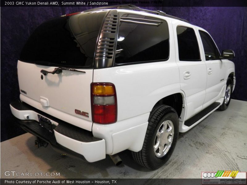 Summit White / Sandstone 2003 GMC Yukon Denali AWD