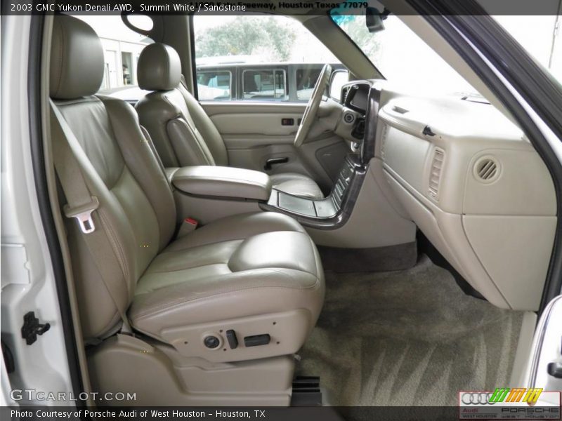 Summit White / Sandstone 2003 GMC Yukon Denali AWD