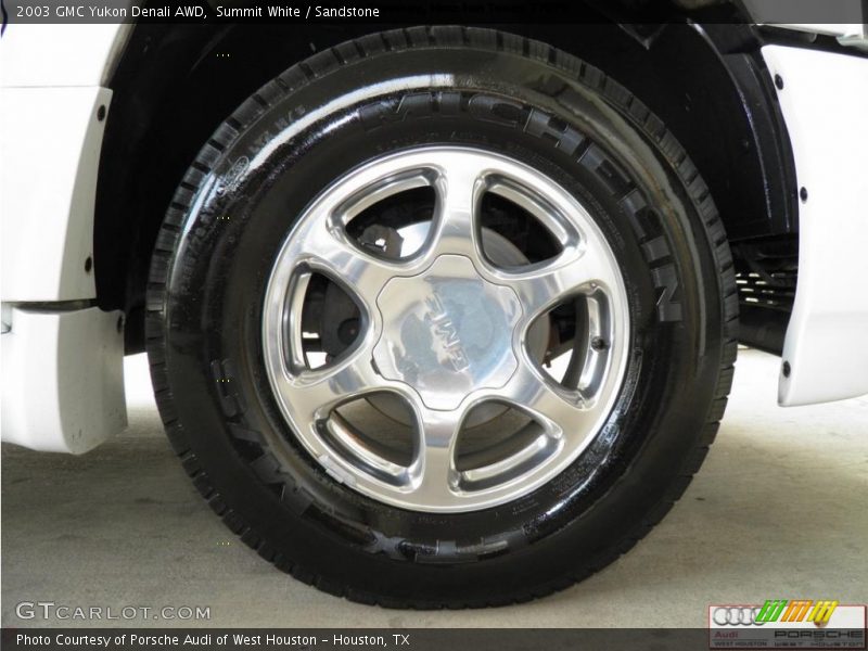 Summit White / Sandstone 2003 GMC Yukon Denali AWD