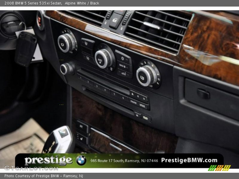 Alpine White / Black 2008 BMW 5 Series 535xi Sedan