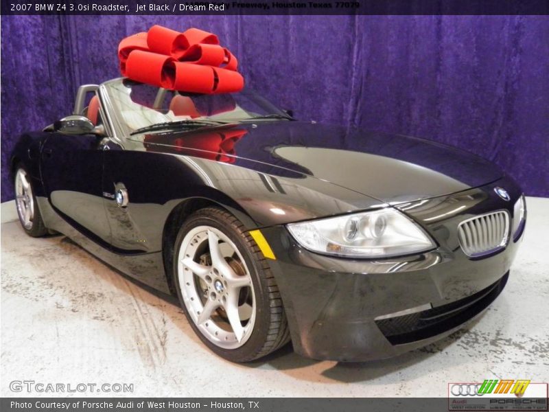 Jet Black / Dream Red 2007 BMW Z4 3.0si Roadster