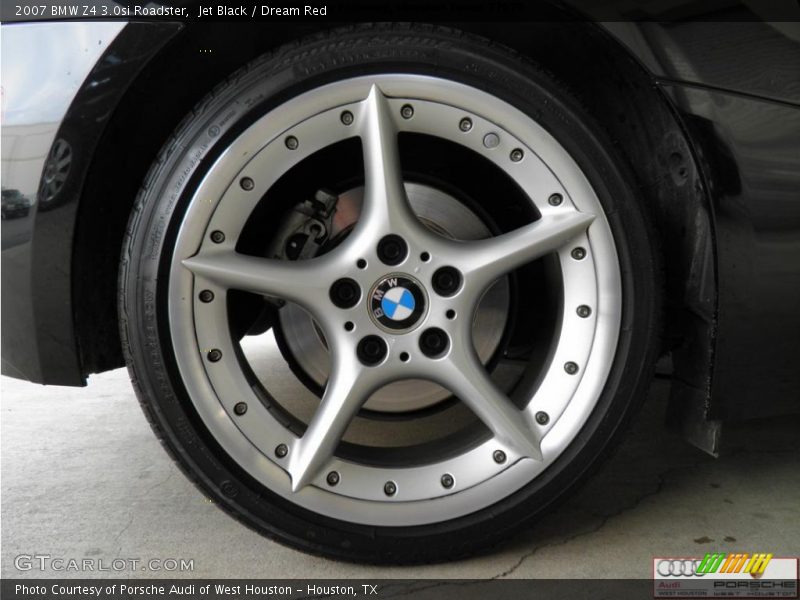 Jet Black / Dream Red 2007 BMW Z4 3.0si Roadster