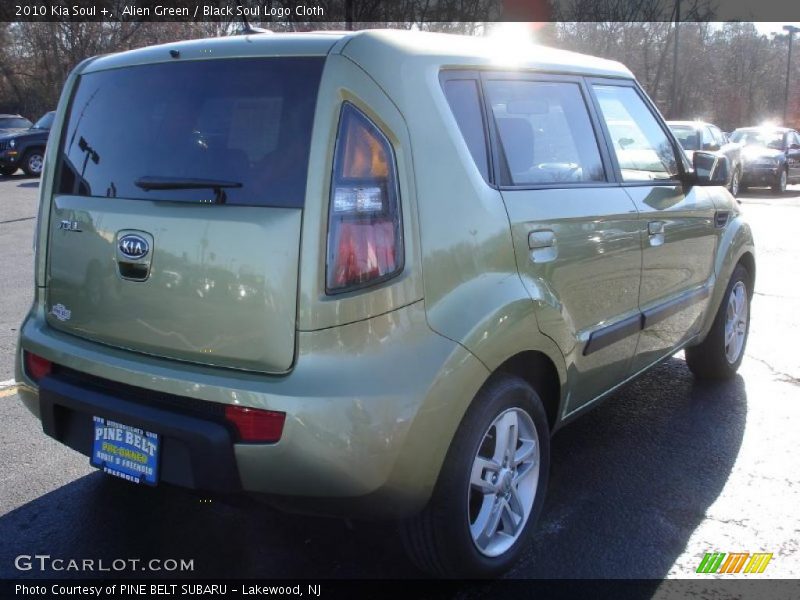 Alien Green / Black Soul Logo Cloth 2010 Kia Soul +