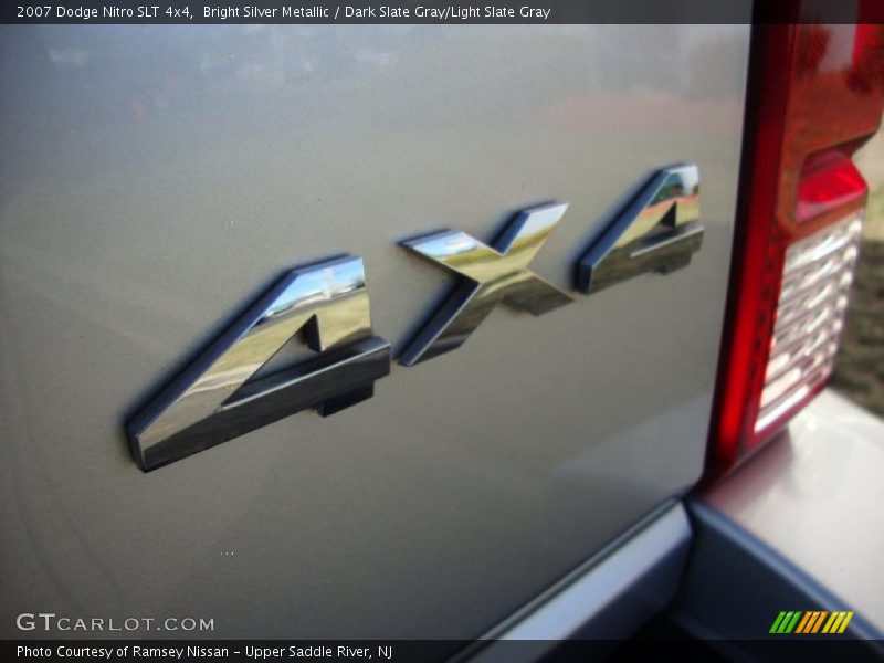 Bright Silver Metallic / Dark Slate Gray/Light Slate Gray 2007 Dodge Nitro SLT 4x4