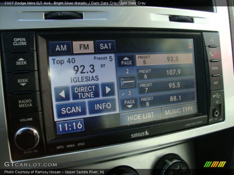 Bright Silver Metallic / Dark Slate Gray/Light Slate Gray 2007 Dodge Nitro SLT 4x4