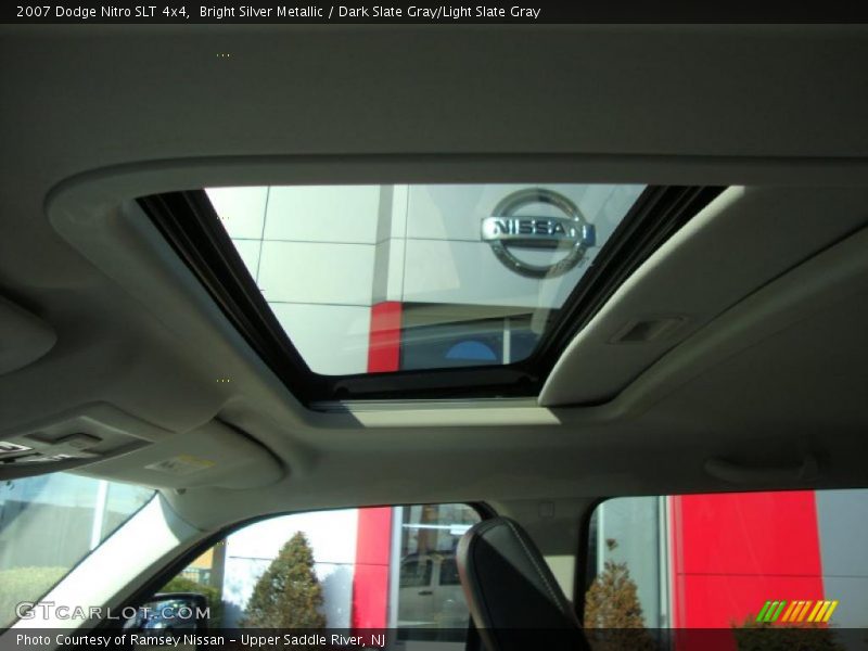 Bright Silver Metallic / Dark Slate Gray/Light Slate Gray 2007 Dodge Nitro SLT 4x4