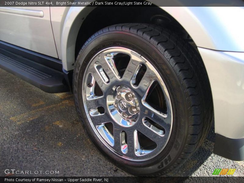 Bright Silver Metallic / Dark Slate Gray/Light Slate Gray 2007 Dodge Nitro SLT 4x4
