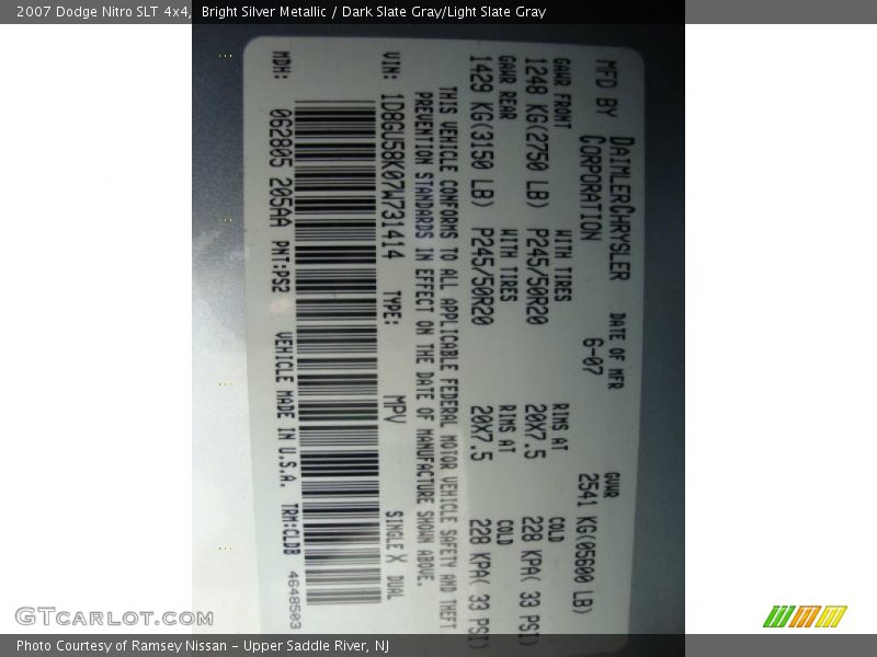 Bright Silver Metallic / Dark Slate Gray/Light Slate Gray 2007 Dodge Nitro SLT 4x4