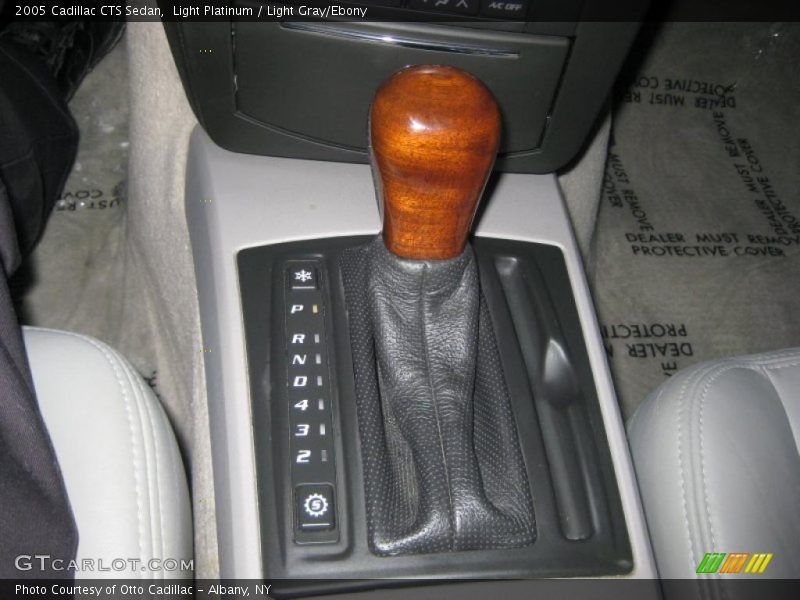 Light Platinum / Light Gray/Ebony 2005 Cadillac CTS Sedan