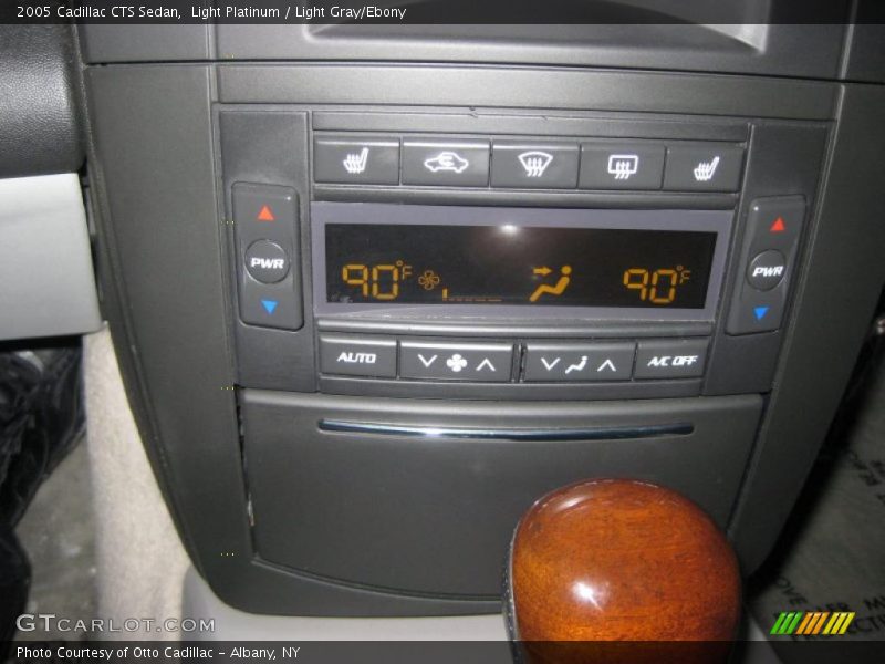 Light Platinum / Light Gray/Ebony 2005 Cadillac CTS Sedan