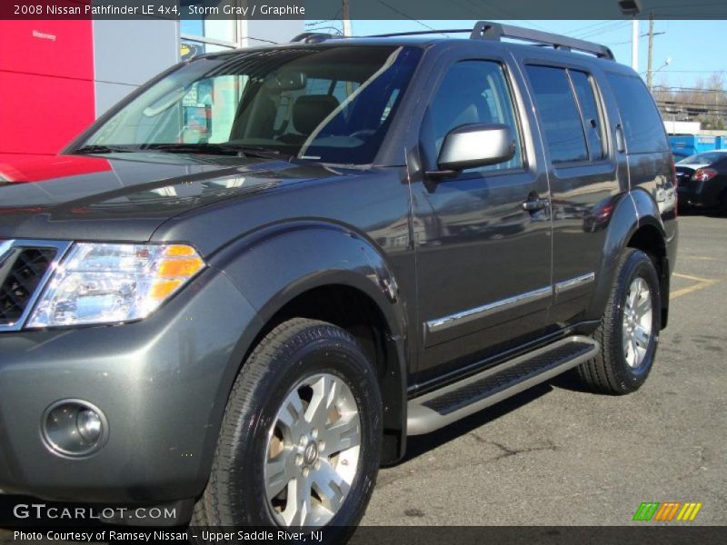 Storm Gray / Graphite 2008 Nissan Pathfinder LE 4x4