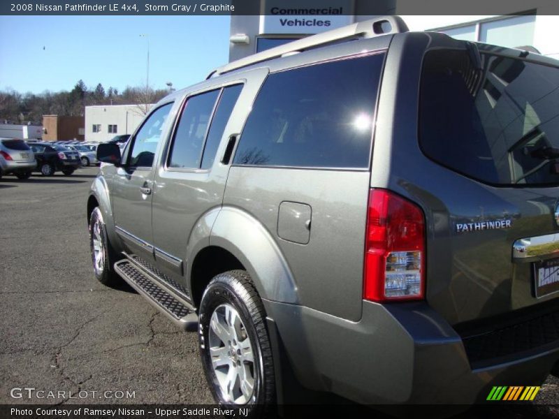 Storm Gray / Graphite 2008 Nissan Pathfinder LE 4x4