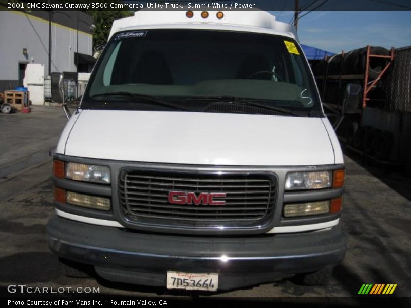 Summit White / Pewter 2001 GMC Savana Cutaway 3500 Commercial Utility Truck