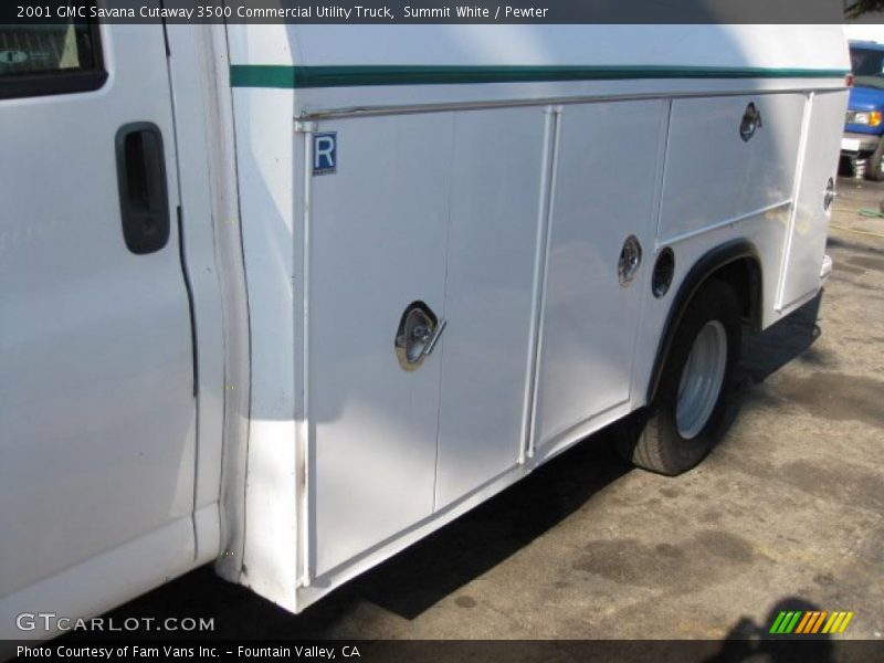 Summit White / Pewter 2001 GMC Savana Cutaway 3500 Commercial Utility Truck