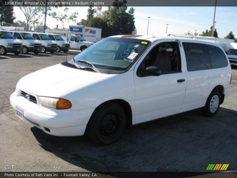 Vibrant White / Medium Graphite 1998 Ford Windstar LX