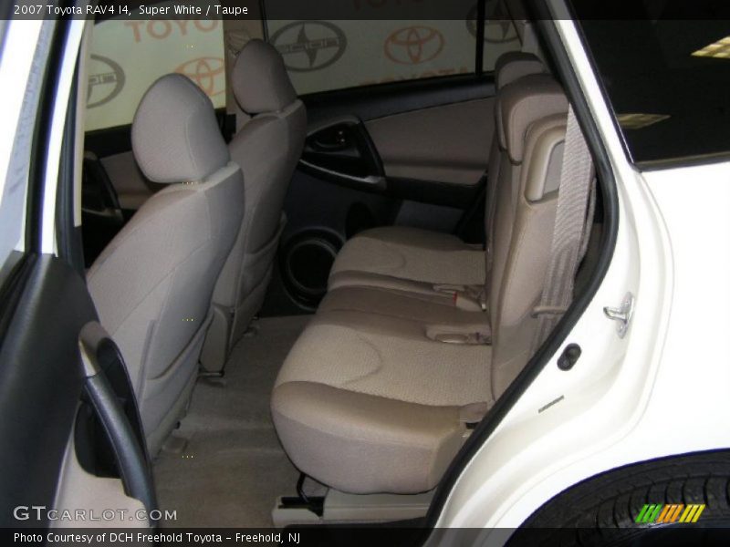 Super White / Taupe 2007 Toyota RAV4 I4