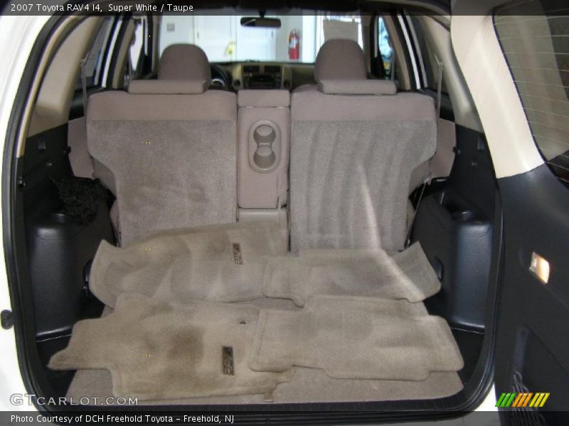Super White / Taupe 2007 Toyota RAV4 I4