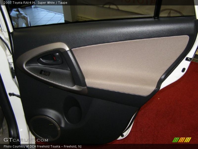 Super White / Taupe 2007 Toyota RAV4 I4