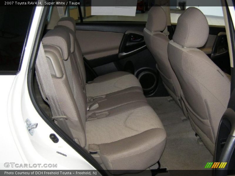 Super White / Taupe 2007 Toyota RAV4 I4