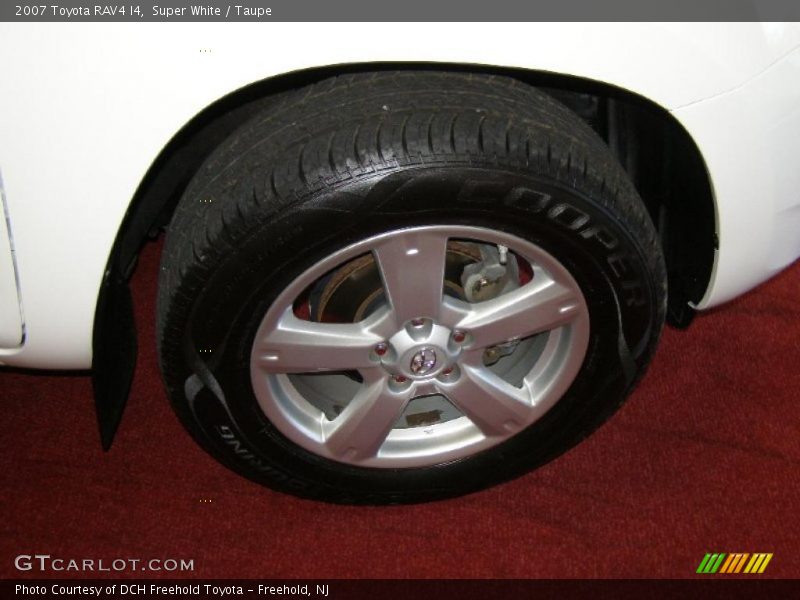 Super White / Taupe 2007 Toyota RAV4 I4