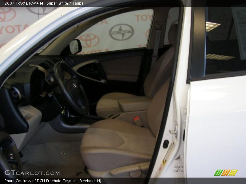 Super White / Taupe 2007 Toyota RAV4 I4