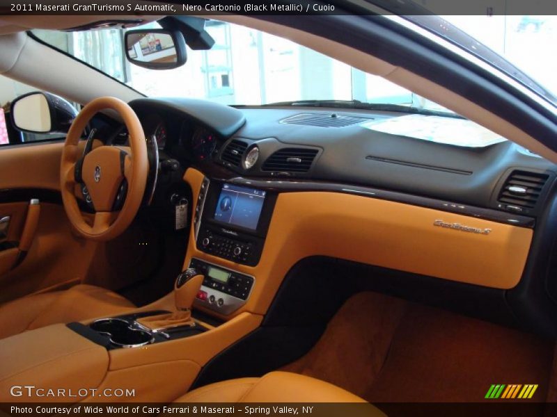 Dashboard of 2011 GranTurismo S Automatic