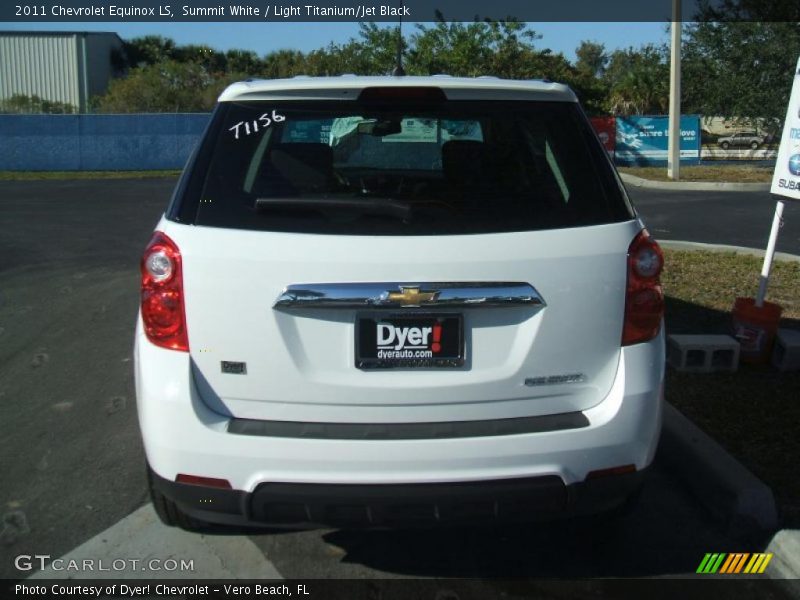 Summit White / Light Titanium/Jet Black 2011 Chevrolet Equinox LS