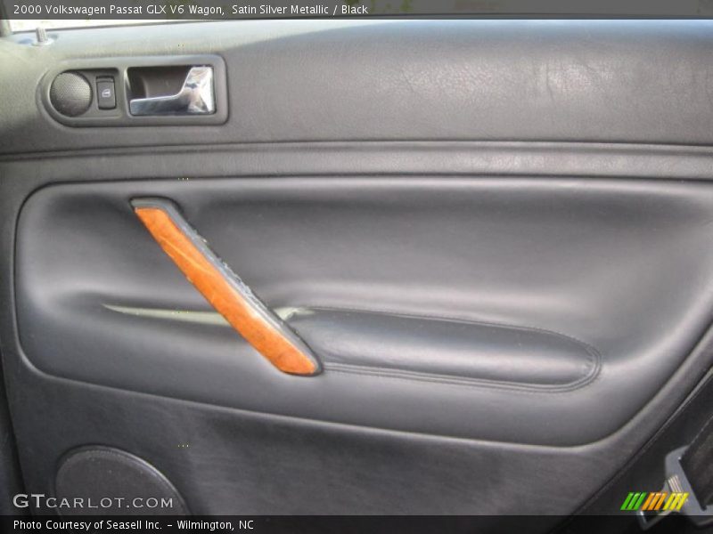 Satin Silver Metallic / Black 2000 Volkswagen Passat GLX V6 Wagon