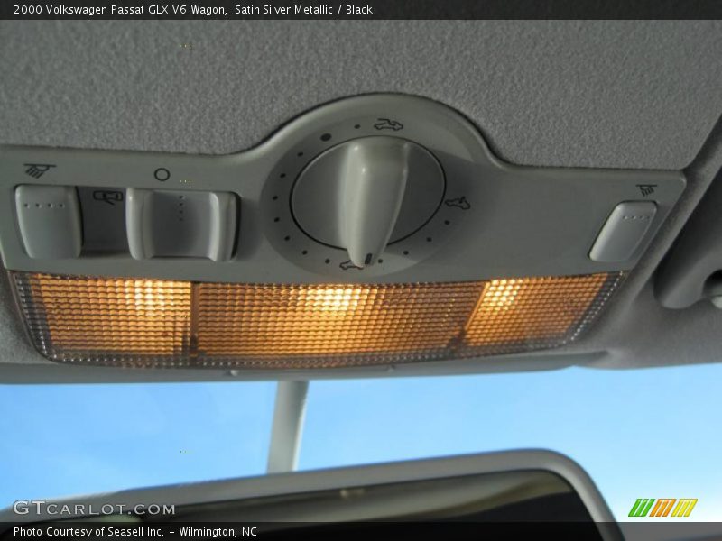 Satin Silver Metallic / Black 2000 Volkswagen Passat GLX V6 Wagon
