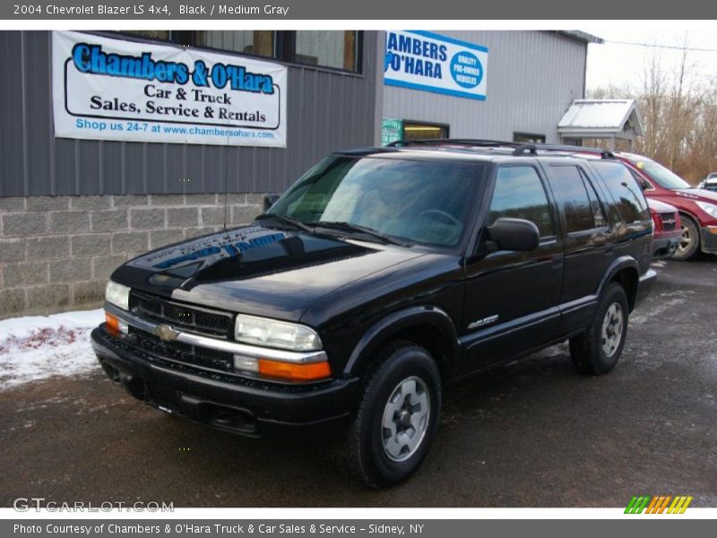 Black / Medium Gray 2004 Chevrolet Blazer LS 4x4