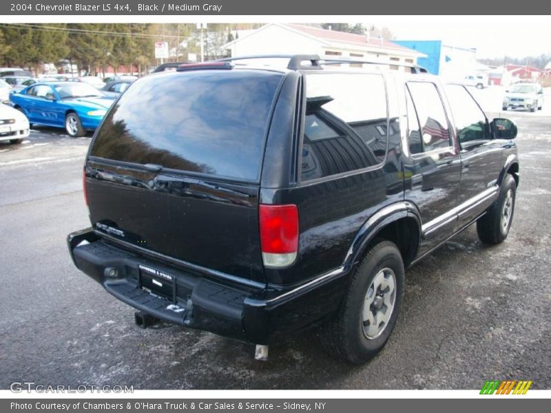 Black / Medium Gray 2004 Chevrolet Blazer LS 4x4