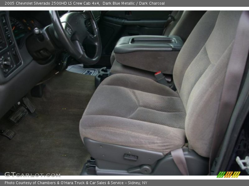 Dark Blue Metallic / Dark Charcoal 2005 Chevrolet Silverado 2500HD LS Crew Cab 4x4
