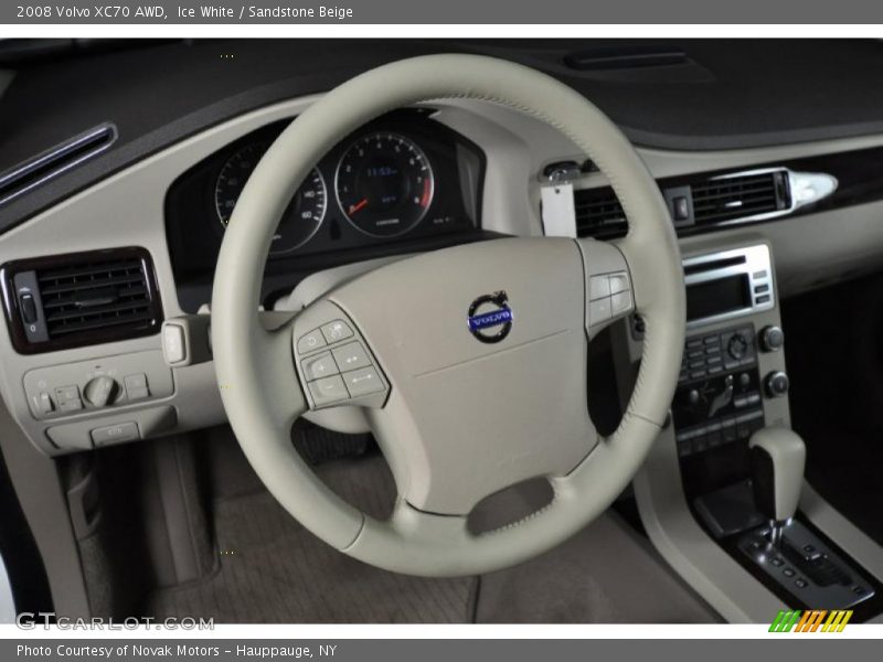 Ice White / Sandstone Beige 2008 Volvo XC70 AWD