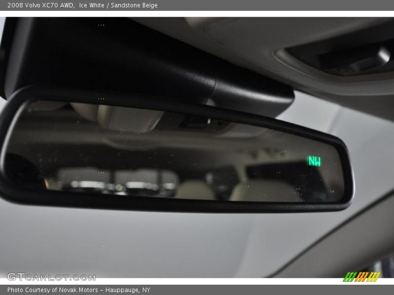 Ice White / Sandstone Beige 2008 Volvo XC70 AWD