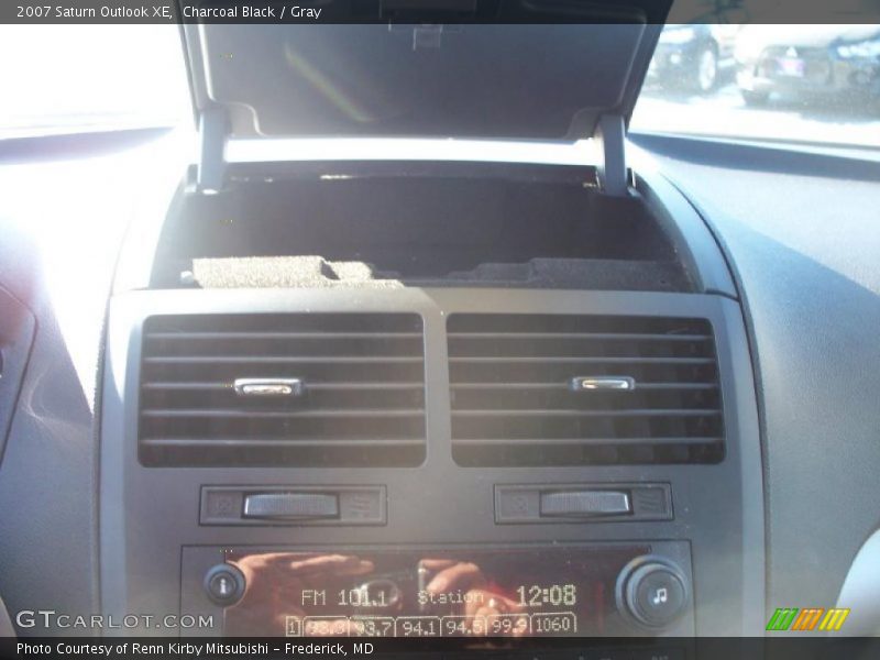 Charcoal Black / Gray 2007 Saturn Outlook XE