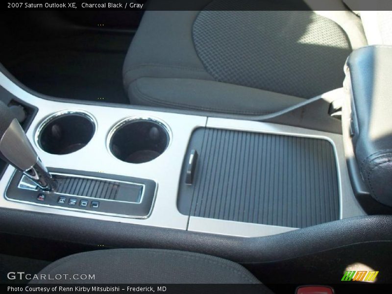 Charcoal Black / Gray 2007 Saturn Outlook XE