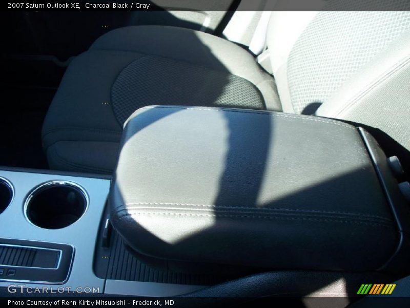 Charcoal Black / Gray 2007 Saturn Outlook XE