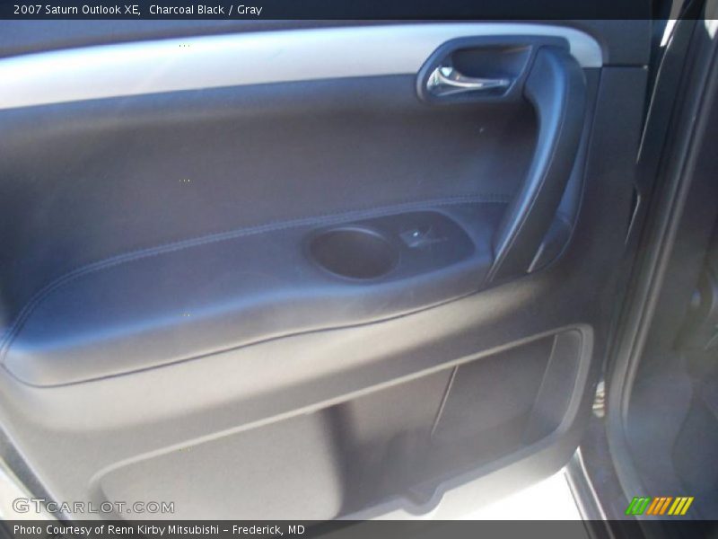 Charcoal Black / Gray 2007 Saturn Outlook XE