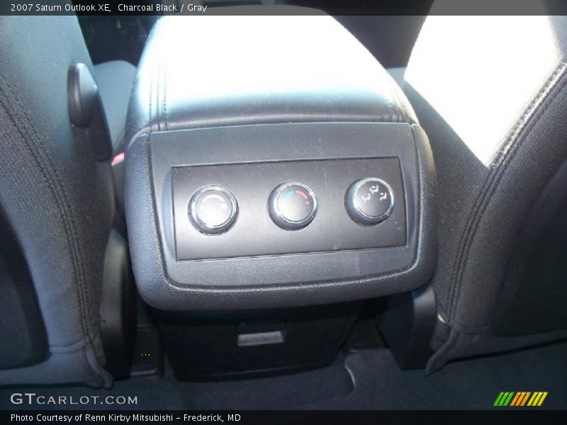 Charcoal Black / Gray 2007 Saturn Outlook XE