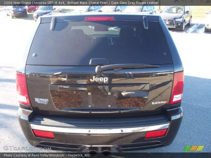 Brilliant Black Crystal Pearl / Dark Slate Gray Royale Leather 2009 Jeep Grand Cherokee SRT-8 4x4