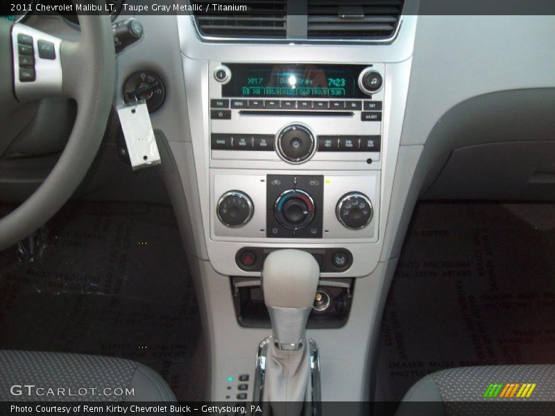 Taupe Gray Metallic / Titanium 2011 Chevrolet Malibu LT