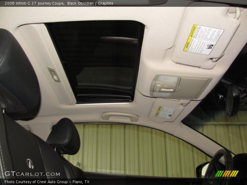 Sunroof of 2008 G 37 Journey Coupe