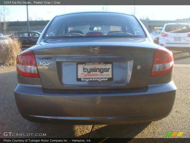 Pewter Gray / Gray 2004 Kia Rio Sedan