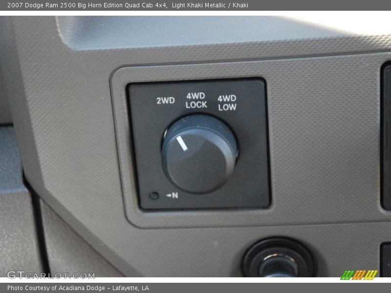Light Khaki Metallic / Khaki 2007 Dodge Ram 2500 Big Horn Edition Quad Cab 4x4
